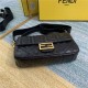 BAGUETTE leather bag Black High