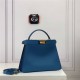 PEEKABOO ISEEU MEDIUM leather bag Blue High