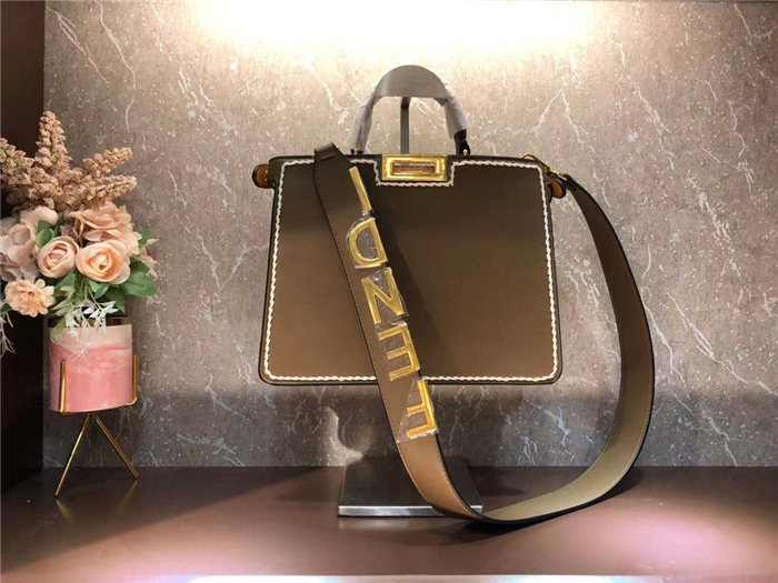 Fendi ICONIC PEEKABOO ISEEU Leather Bag Taupe Mid