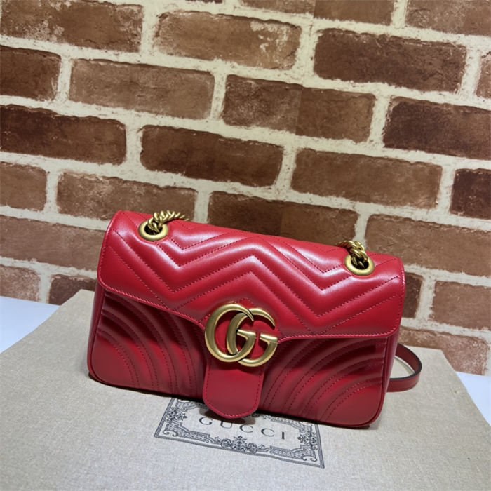 GG Marmont small matelassé shoulder bag red High