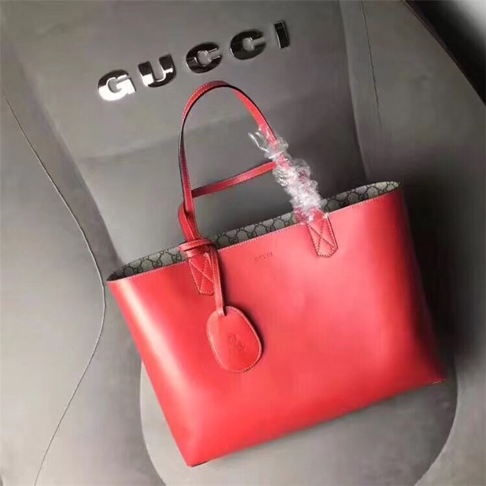 Gucci Reversible GG Tote Red mid