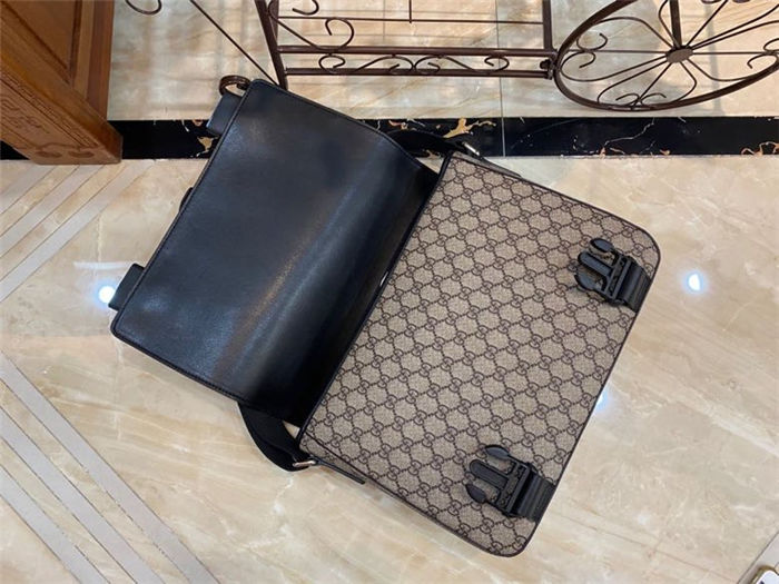 Gucci Signature leather messenger GG Beige mid