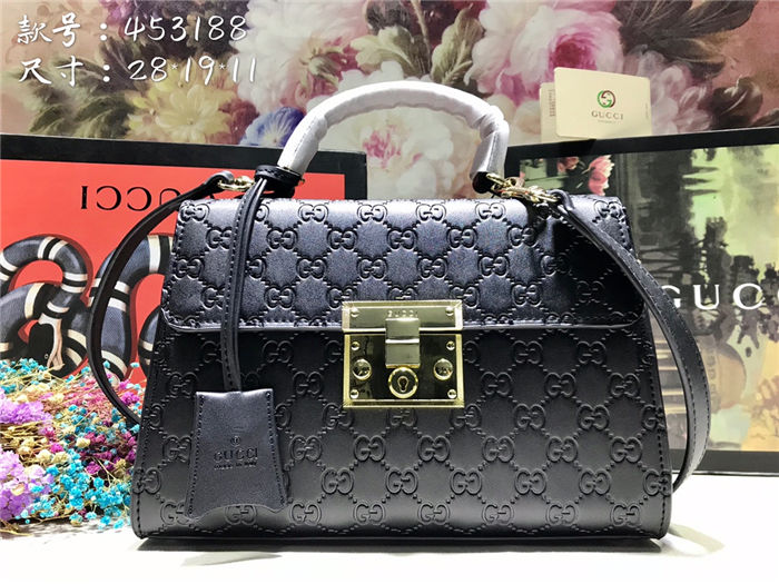 Gucci Padlock GG Supreme top handle bag Black Mid