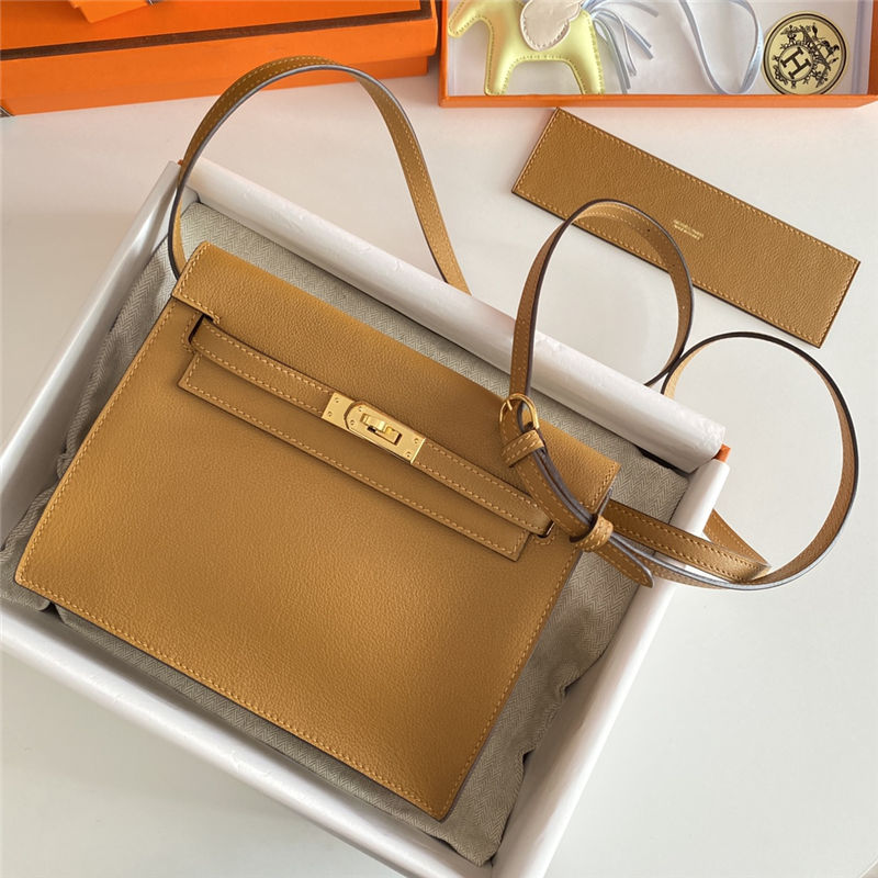 Hermes Kelly Danse 22cm Evercolor WAX Sesame Gold Metal High