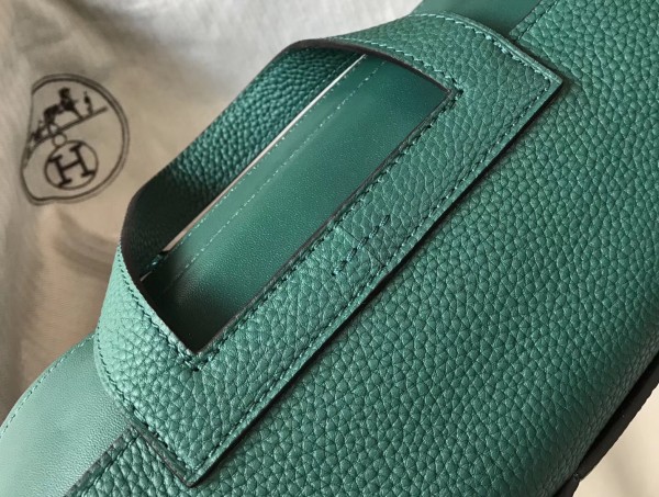 Hermes Halzan 31cm Bag Clemence Leather WAX In Malachite High