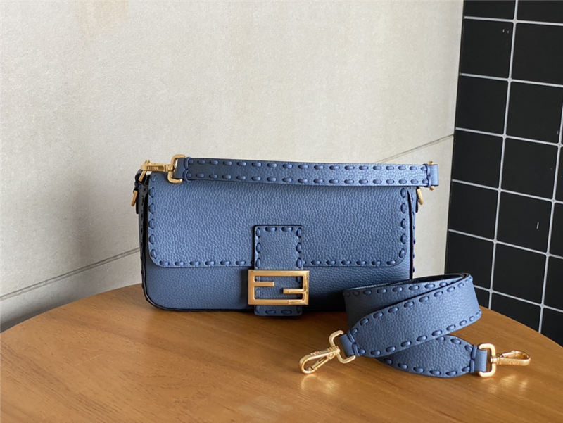 BAGUETTE Selleria bag with oversized topstitching Blue High