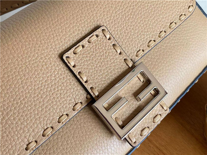 BAGUETTE Selleria bag with oversized topstitching Beige High