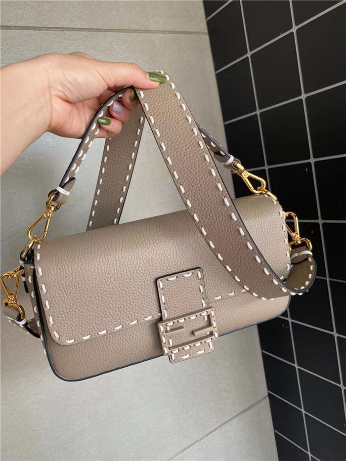 BAGUETTE Selleria bag with oversized topstitching Taupe High