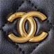 Chanel CLUTCH WITH CHAIN AP3513 Lambskin, Imitation Pearls, Strass & Gold-Tone Metal Black High