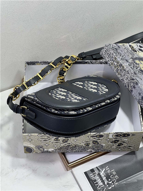 CD SIGNATURE BAG WITH STRAP Dior Oblique Jacquard High