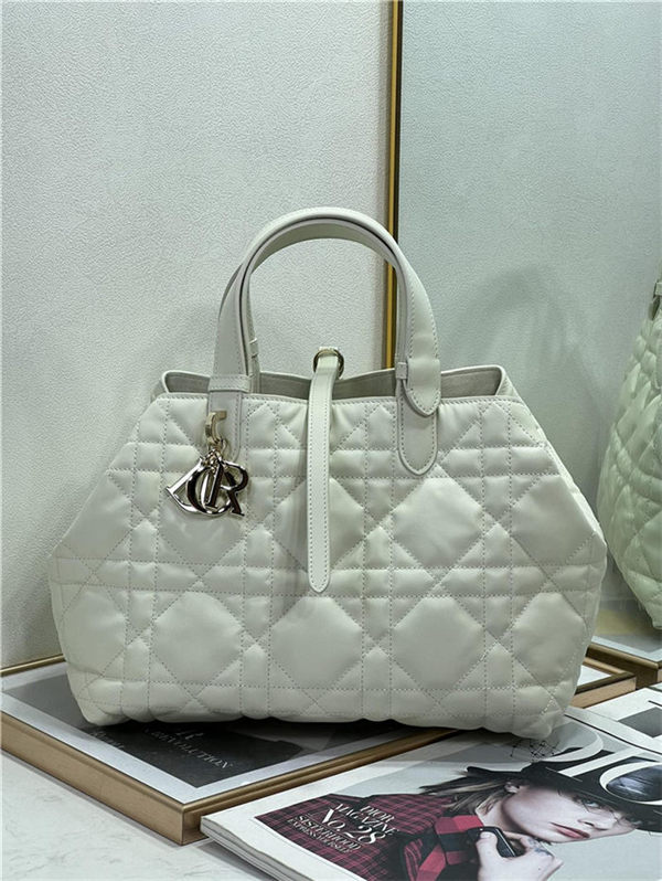 DIOR TOUJOURS BAG MEDIUM Macrocannage Calfskin Latte High