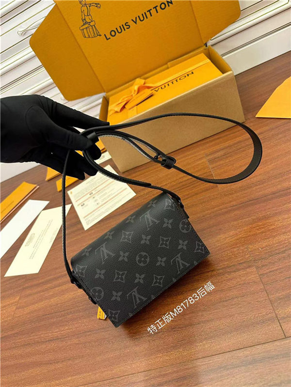 Louis Vuitton Steamer Wearable Wallet Monogram Eclipse Reverse coated canvas M82534 Top