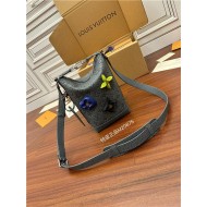 Louis Vuitton Climbing Hobo Cruiser PM M20875 Top