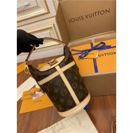 Louis Vuitton DUFFLE BAG Monogram coated canvas M43587 Top