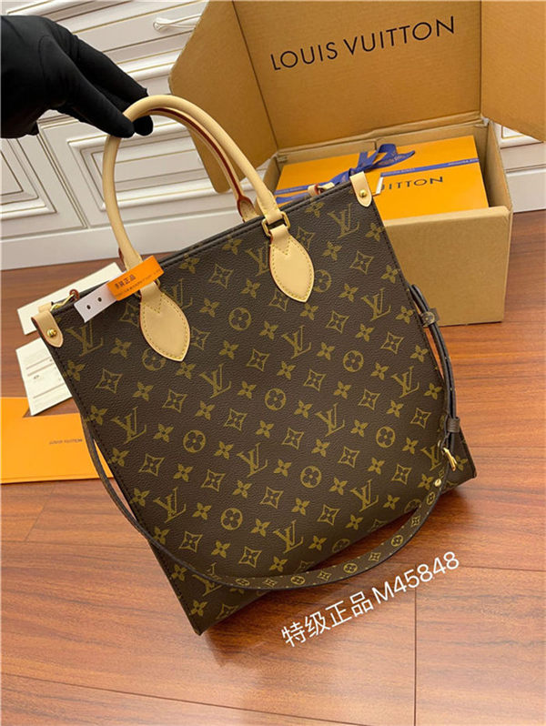 Louis Vuitton Sac Plat PM Monogram coated canvas M46263 Top