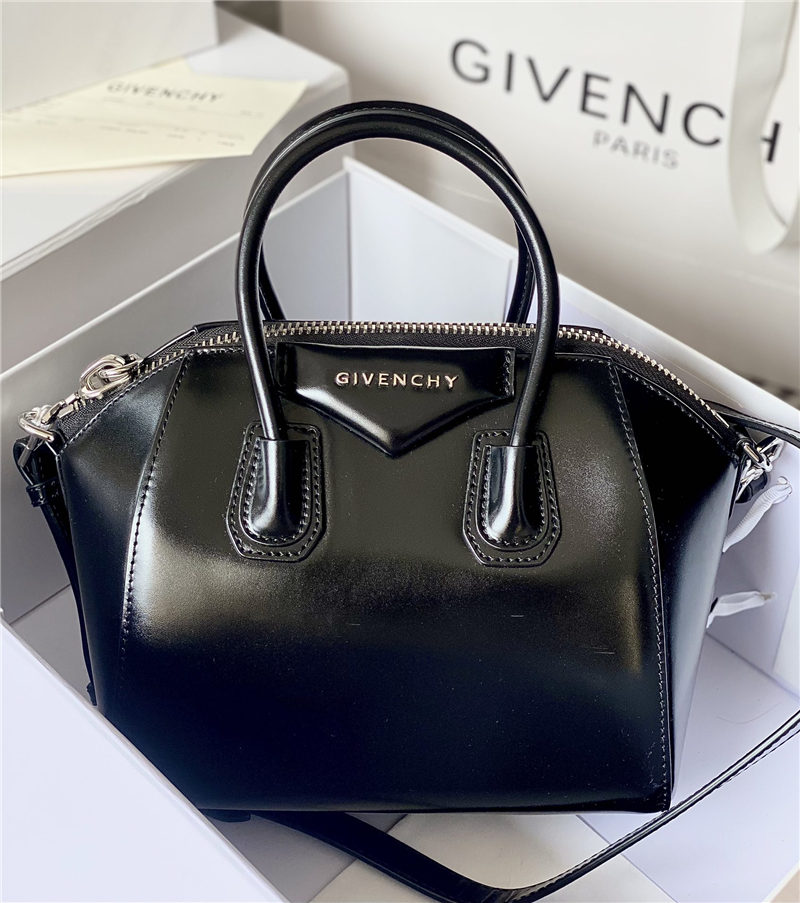 Givenchy MINI ANTIGONA BAGE IN SMOOTH BOX LEATHER Top