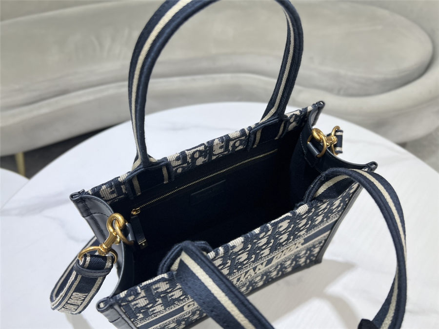 SMALL Dior BOOK TOTE Dior Oblique Jacquard Blue With Strap High