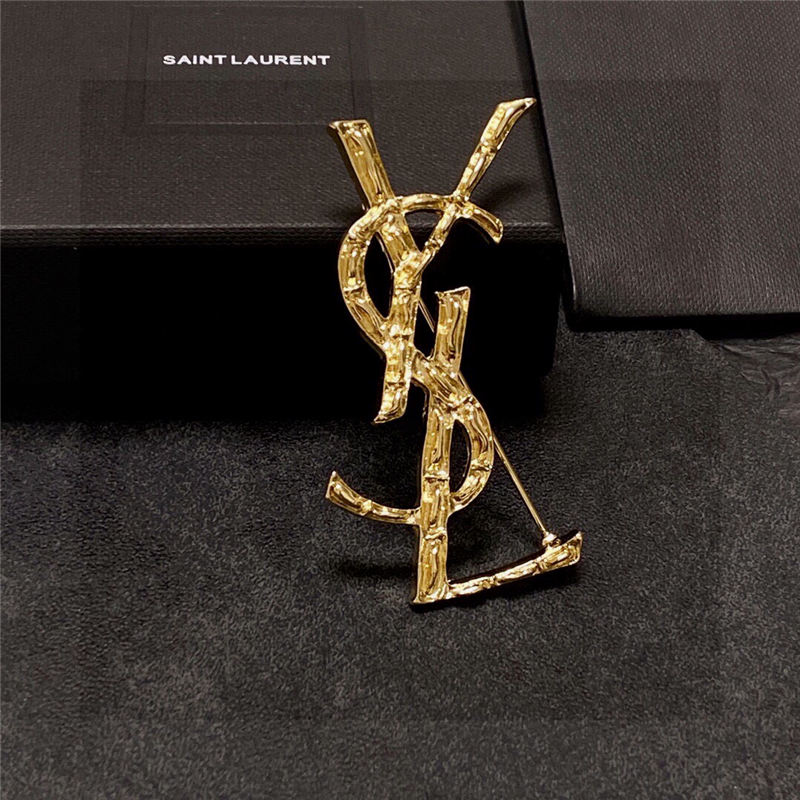 YSL BROOCH 13592