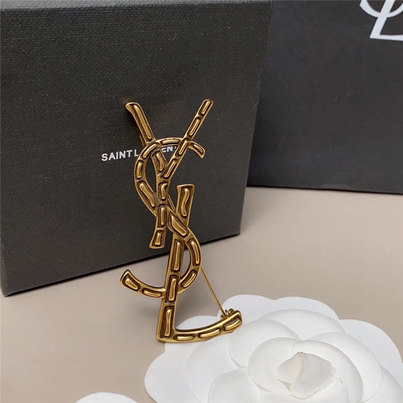 YSL BROOCH 13593