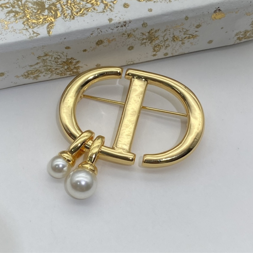 DIOR BROOCH 13606