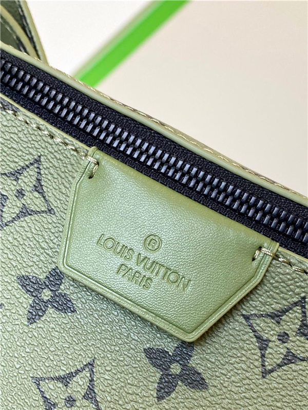 Louis Vuitton Moon Crossbody Monogram canvas M23838 High