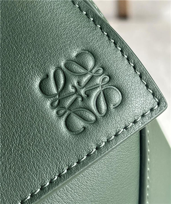 Small Puzzle bag in classic calfskin Bottle Green High