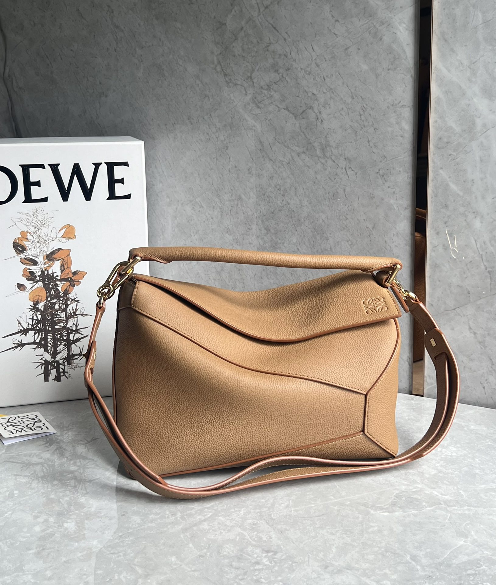 Puzzle bag 29cm in soft grained calfskin Caramel High