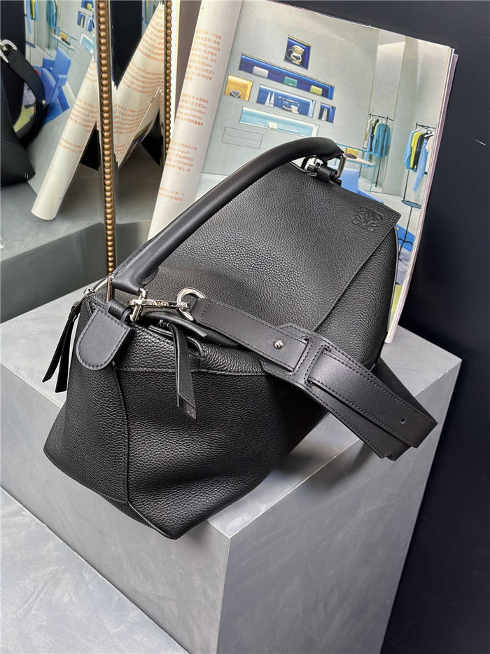 Large Puzzle bag in grained calfskin Black High