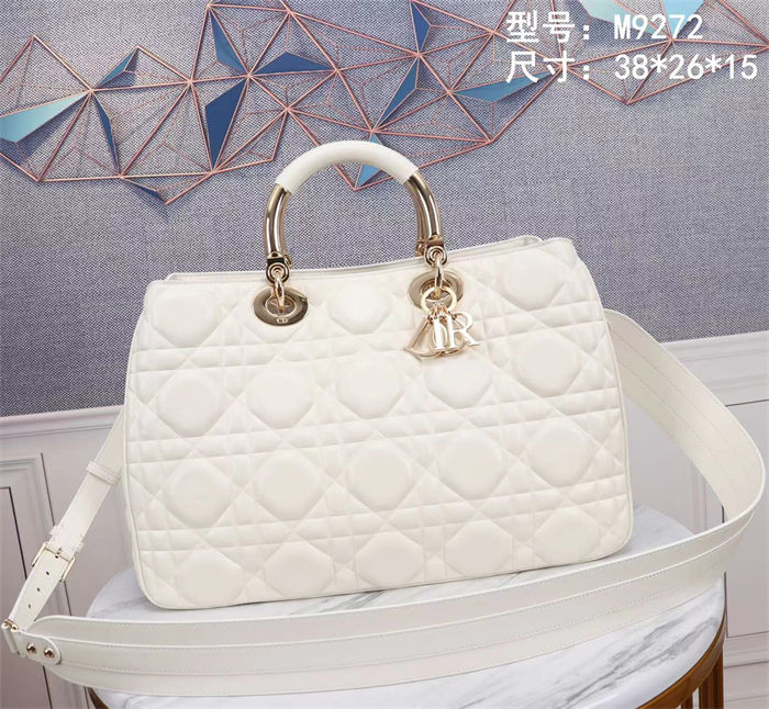 LADY 95.22 LARGE BAG Cannage Calfskin White High