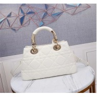 LADY 95.22 MEDIUM BAG Cannage Calfskin White High