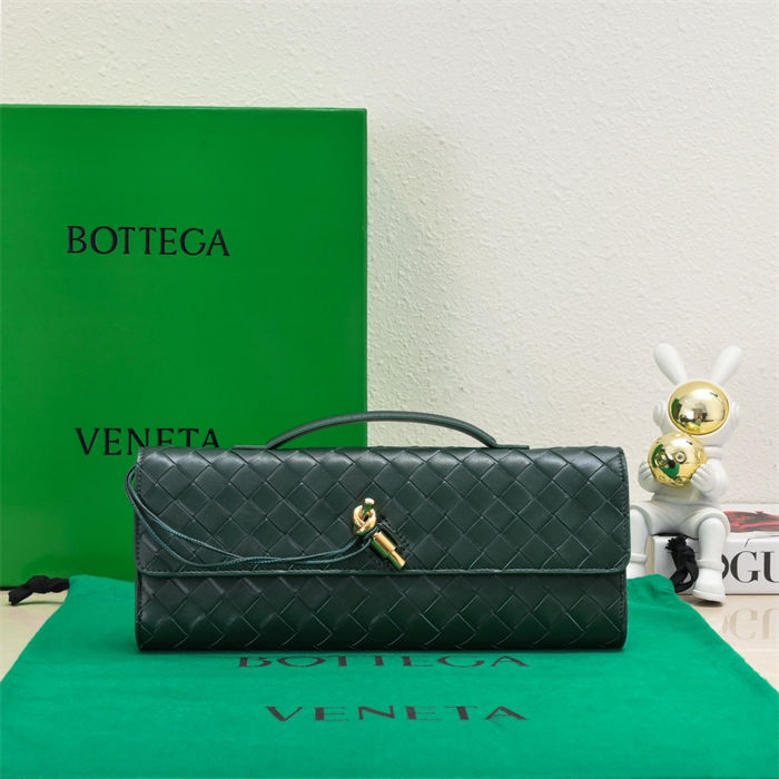 BV Long Clutch Andiamo With Handle Emerald green High