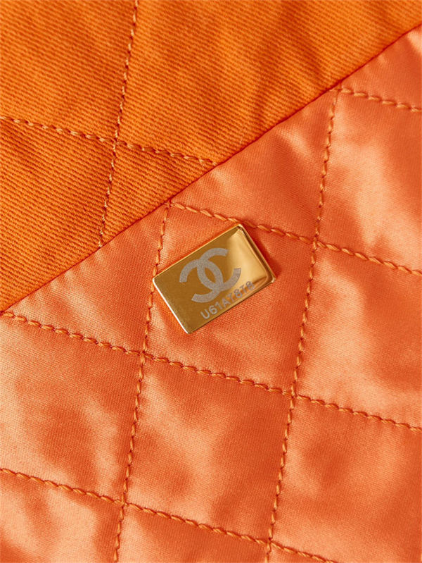 Chanel 22 SMALL HANDBAG Canvas & Gold-Tone Metal AS3260 Orange High