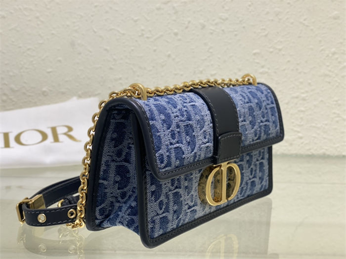 30 MONTAIGNE EAST-WEST BAG WITH CHAIN Dior Oblique Jacquard Blue Denim High