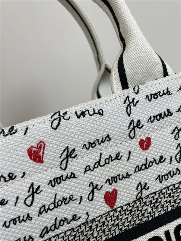 SMALL Dior BOOK TOTE Dioramour Je Vous Adore Embroidery With Strap High