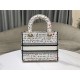 MEDIUM LADY D-LITE BAG Dioramour Je Vous Adore Embroidery High