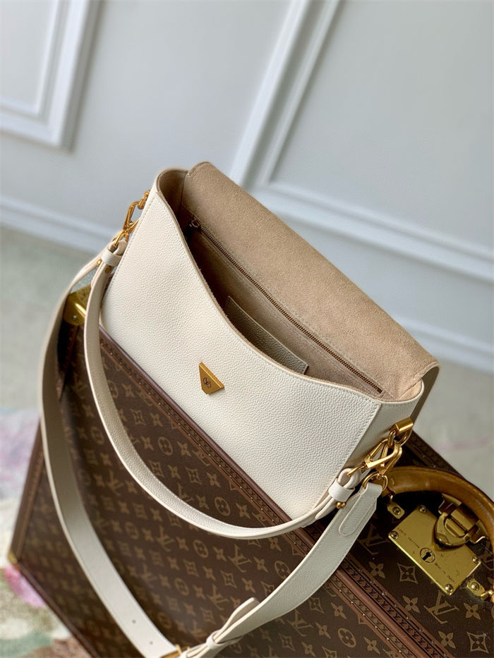 Louis Vuitton Soft Twist Calfskin M25359 High