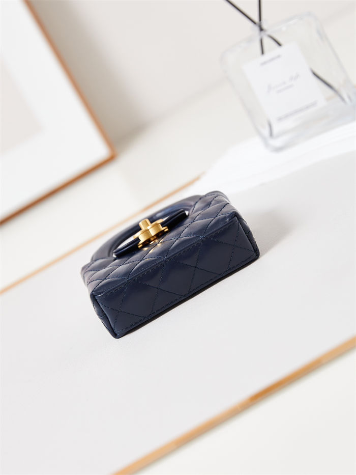 Chanel CLUTCH WITH CHAIN AP3435 Shiny Aged Calfskin & Gold-Tone Metal Navy High