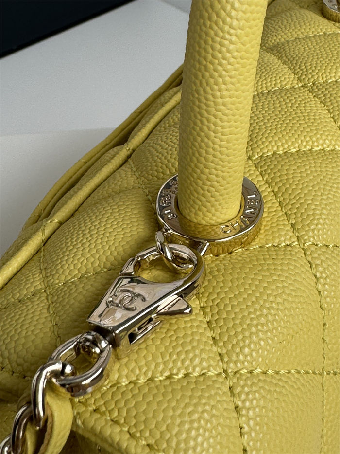 SMALL FLAP BAG WITH TOP HANDLE Grained Calfskin Yellow-binding Gold Metal High