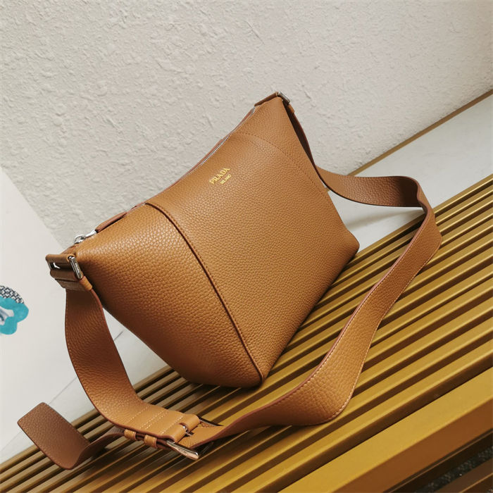 Prada Leather shoulder bag 2VH178 Caramel High