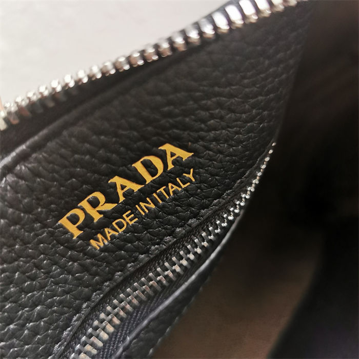 Prada Leather shoulder bag 2VH178 Black High