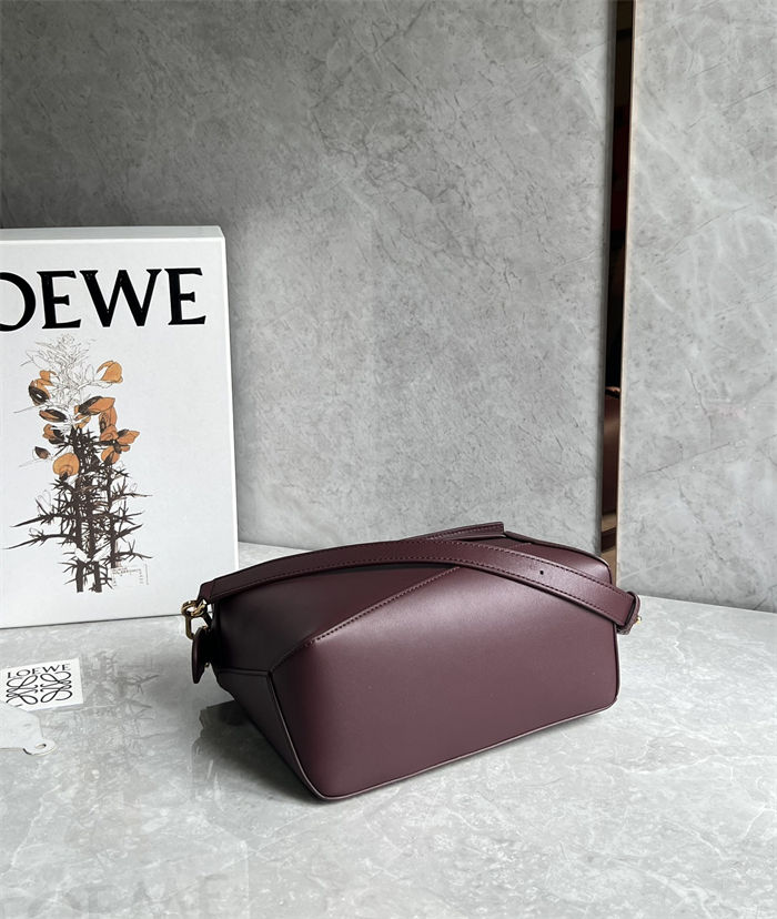 Small Puzzle bag in classic calfskin Dark Burgundy High