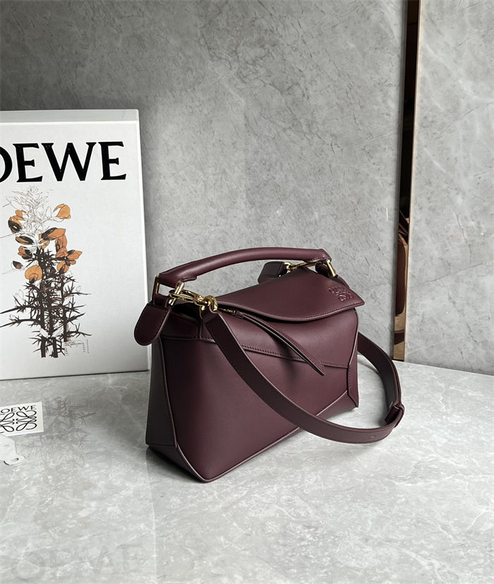 Small Puzzle bag in classic calfskin Dark Burgundy High