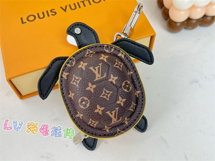 LV Turtle Pouch Bag Charm M01471 15467