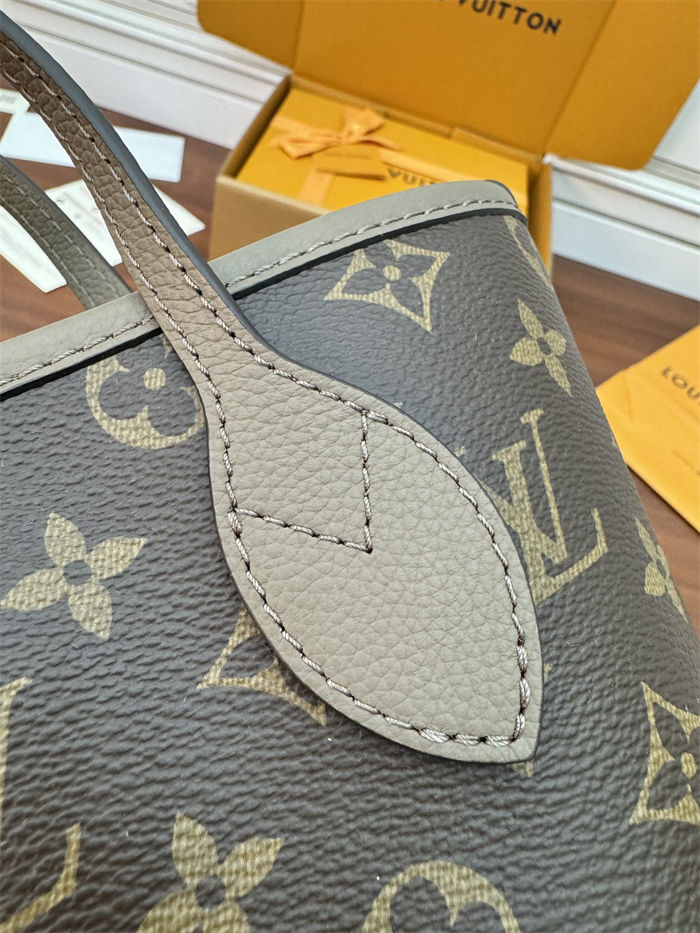 Louis Vuitton Neverfull Bandoulière Inside Out BB M12109 Top