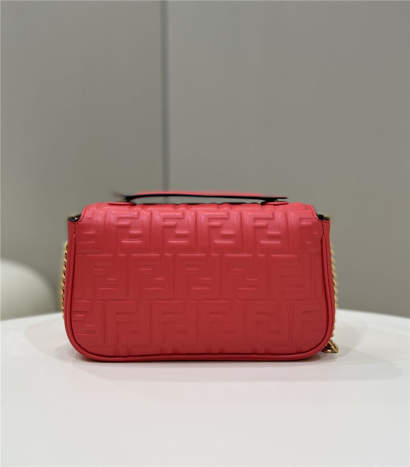 BAGUETTE Chain Midi leather bag Red High