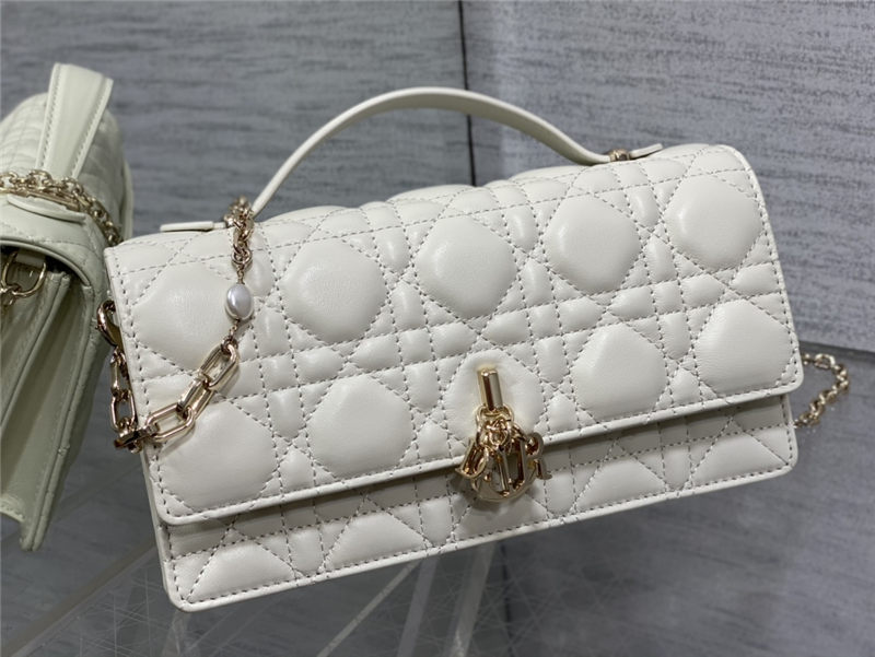 MISS DIOR MINI BAG Cannage Lambskin White High