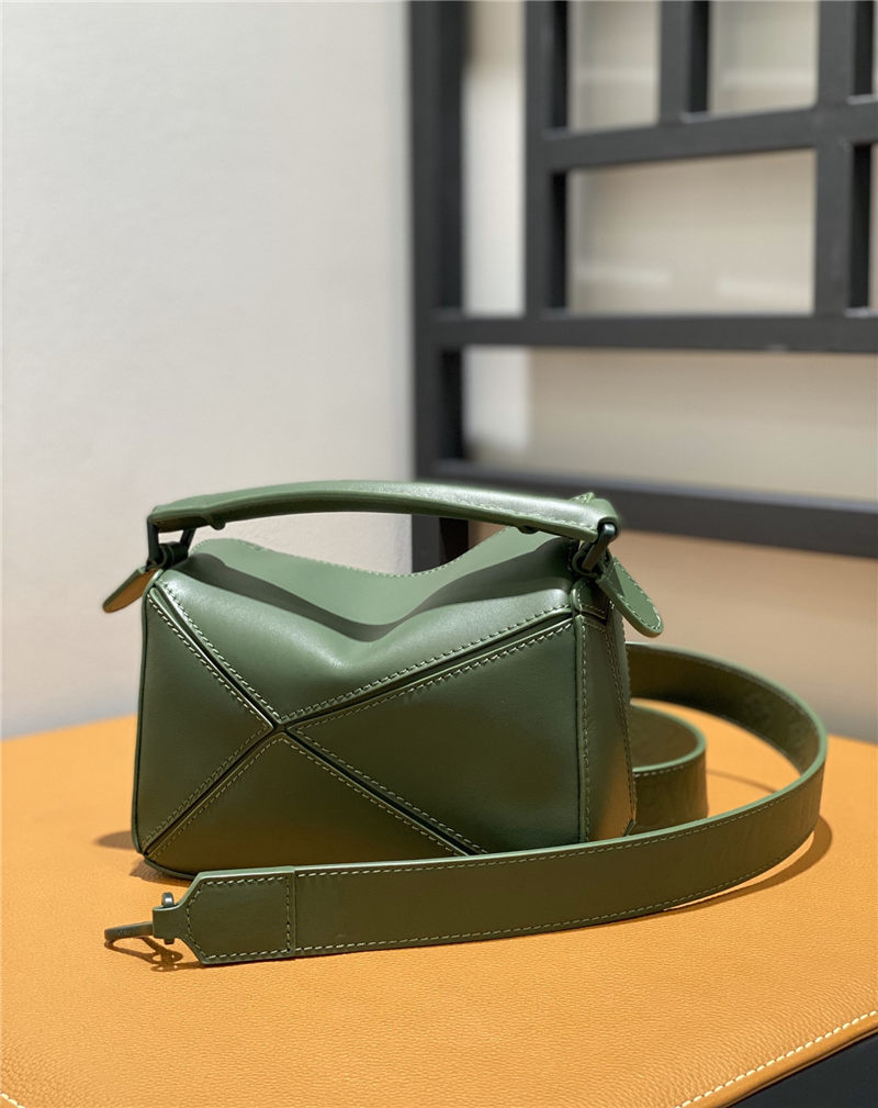 Mini Puzzle bag in satin calfskin Vintage Khaki High