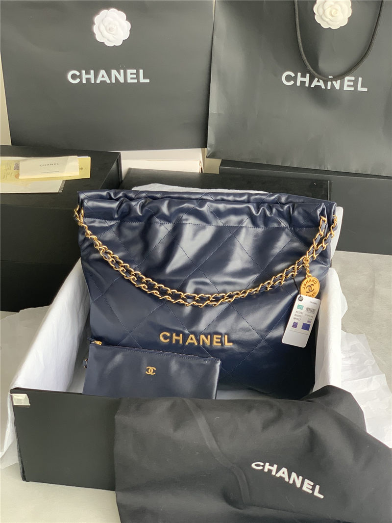 Chanel 22 MEDIUM HANDBAG Shiny Calfskin & Gold-Tone Metal AS3261 Navy High