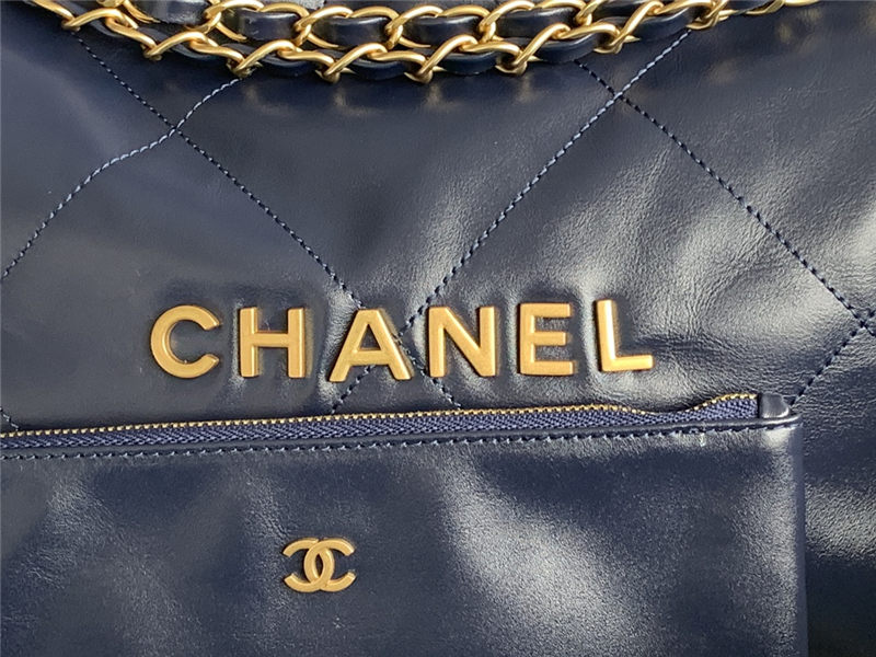 Chanel 22 MEDIUM HANDBAG Shiny Calfskin & Gold-Tone Metal AS3261 Navy High