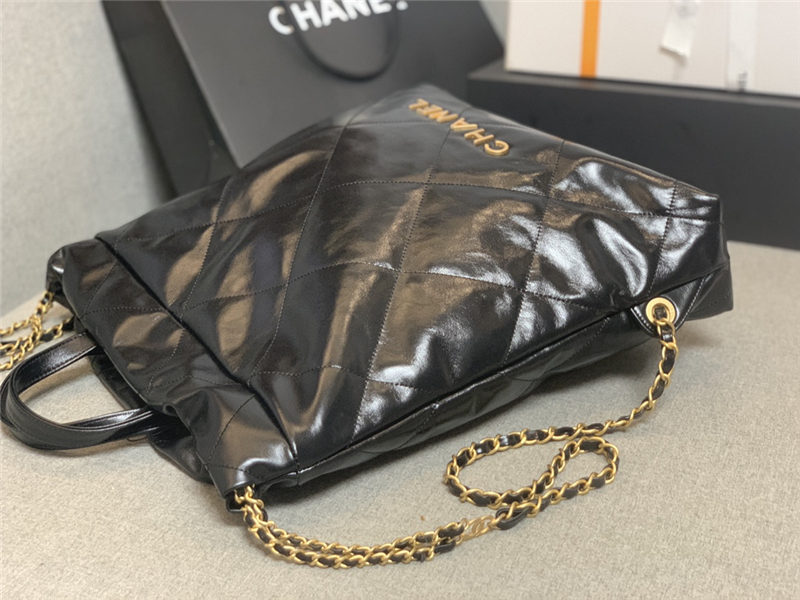 Chanel 22 BACKPACK Shiny Calfskin & Gold-Tone Metal AS3313 Black High